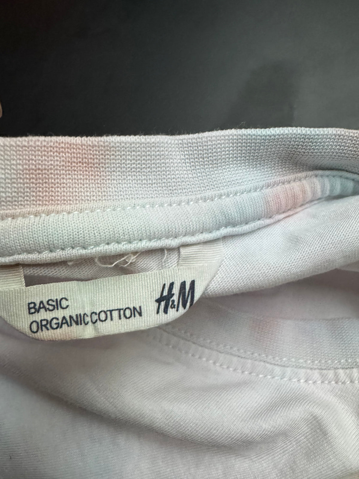 T-shirt 'H&M' maat 140