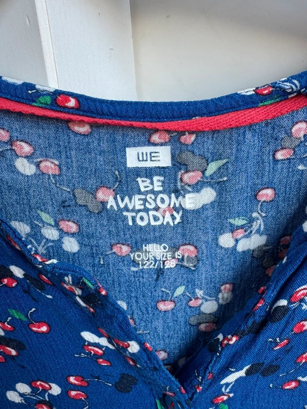Blouse 'WE' maat 122-128