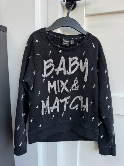 Sweater 'Vingino' maat 140