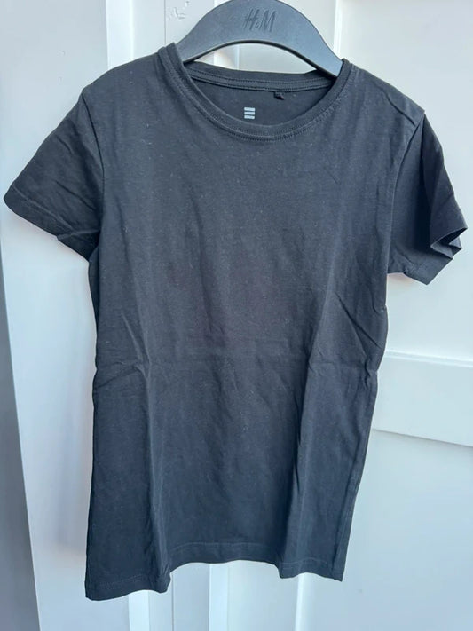 T-shirt 'Essentials organic cotton' maat 146