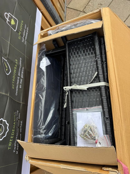 3-delige tuinlounge set met kussens poly rotan zwart