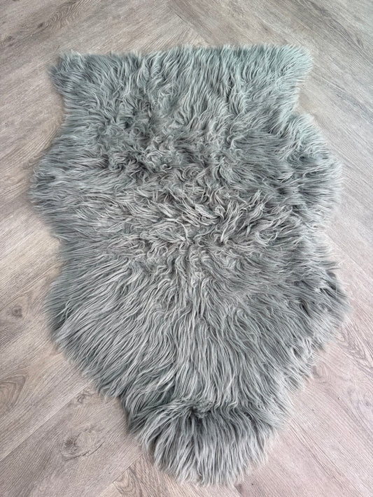 Kleedje grijs 90 x 60 cm