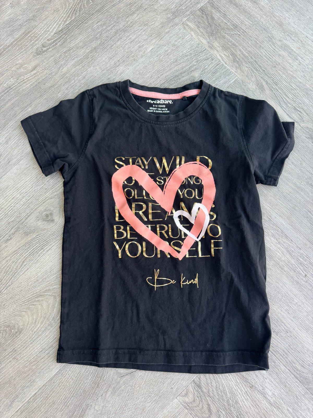 T-shirt 'Threadbare' maat 134-140 9-10 jaar