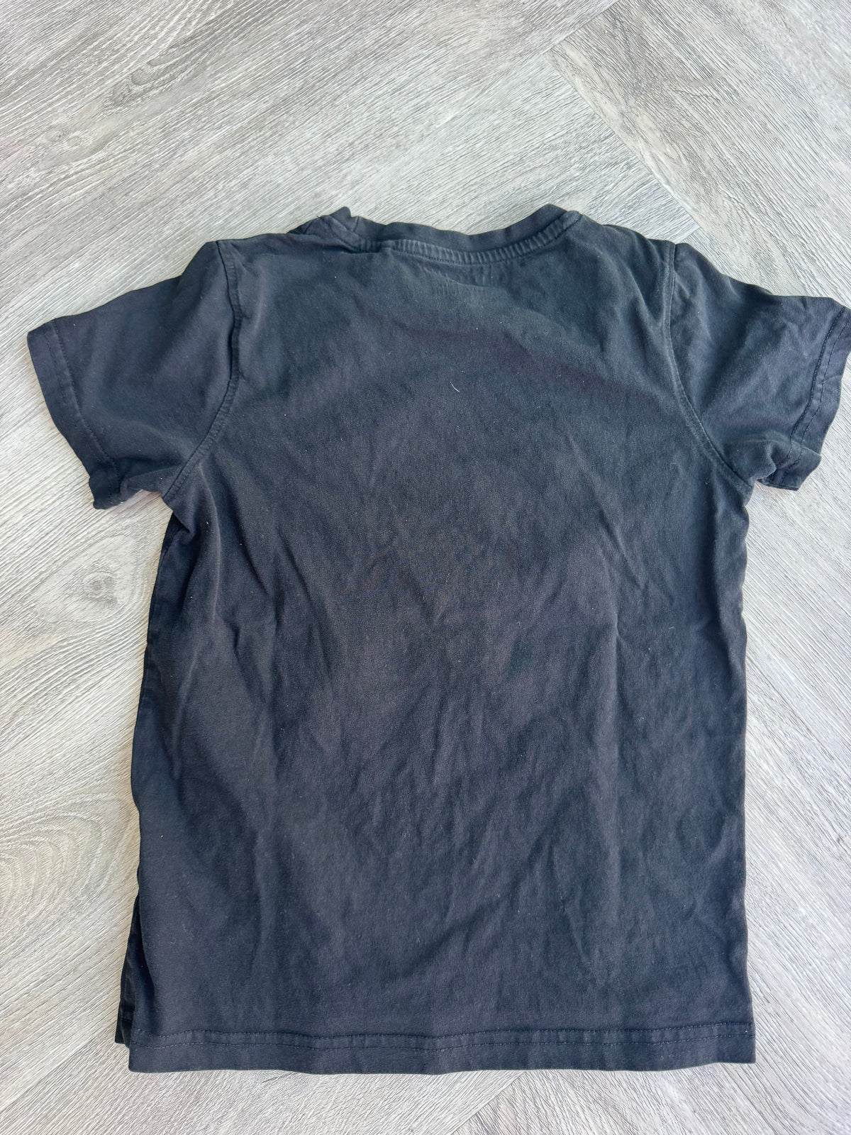 T-shirt 'Threadbare' maat 134-140 9-10 jaar