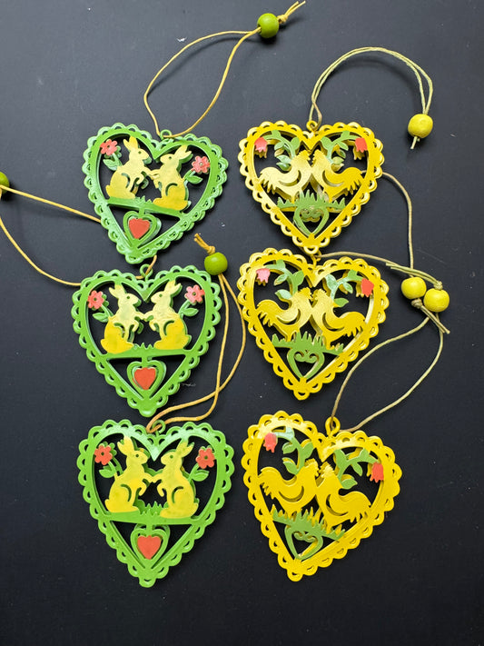 Paasdecoratie 3D hartjes