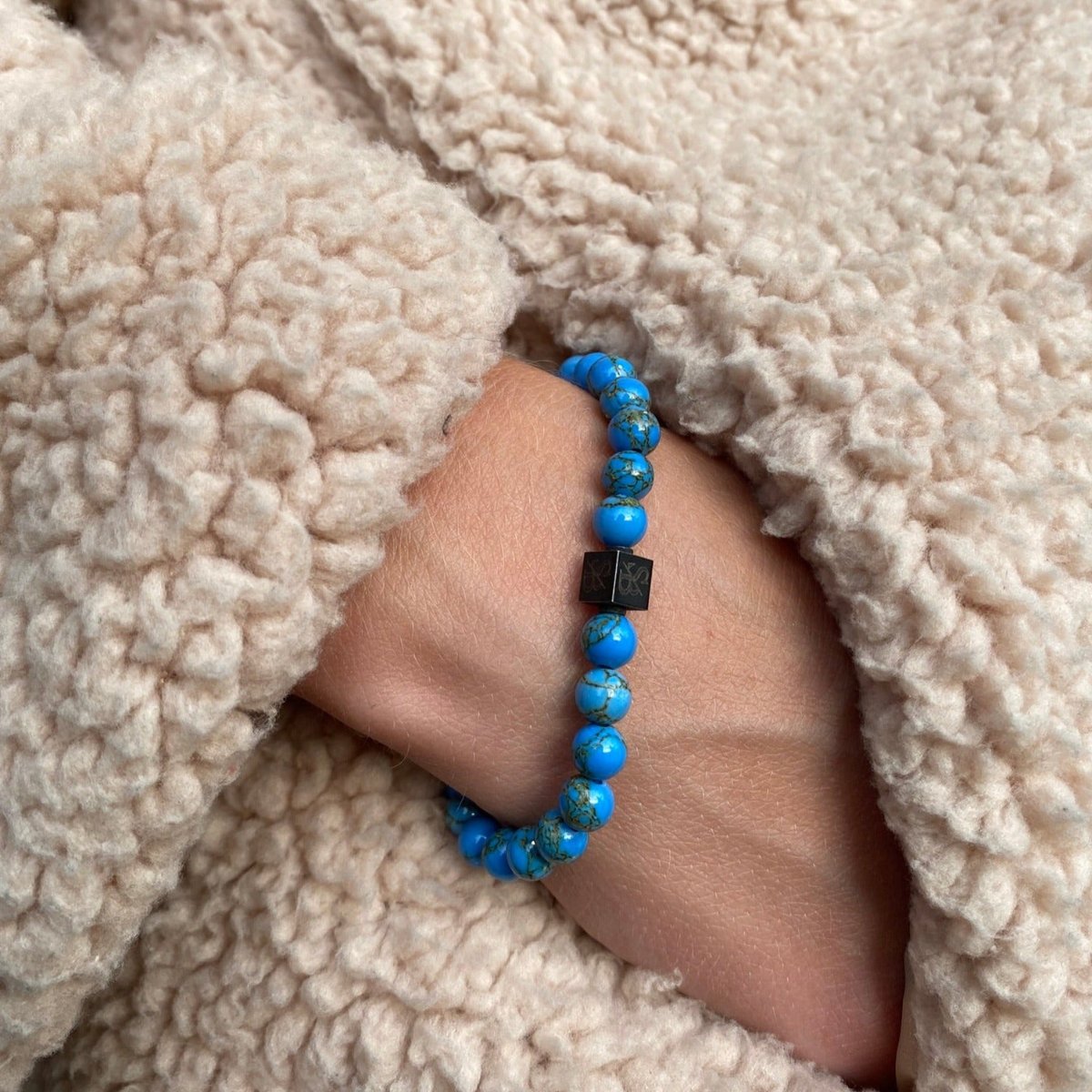 Gold Turquoise Stones (6mm)