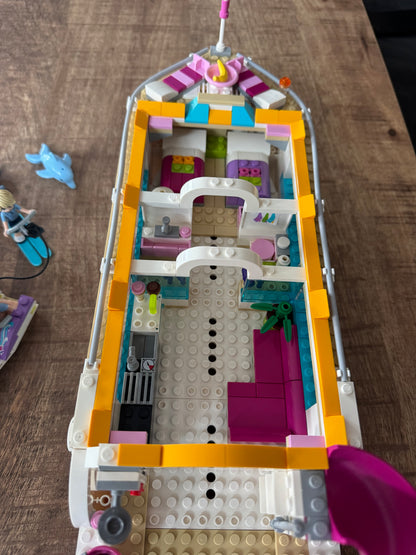LEGO 41015 - Friends 'Dolfijn cruiser'