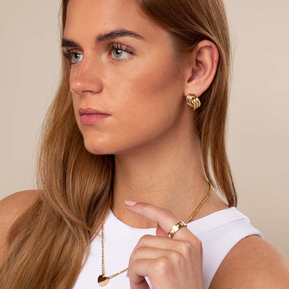 Twist stud earring gold